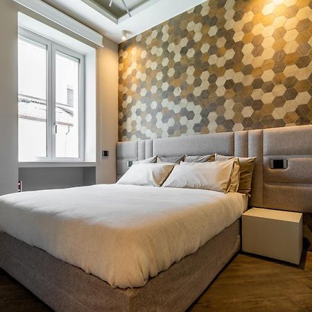 Duomo Elegant Apartment Милано Екстериор снимка