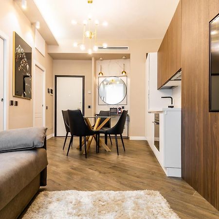 Duomo Elegant Apartment Милано Екстериор снимка