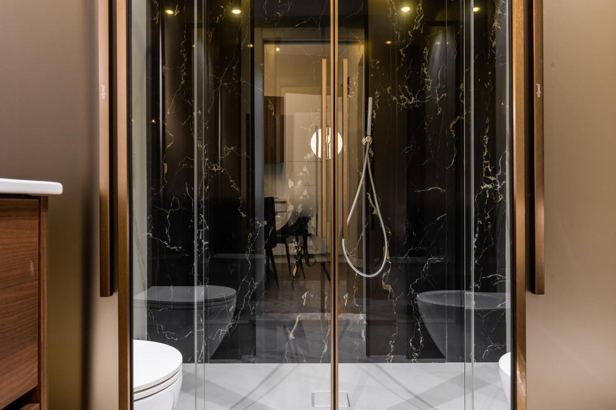 Duomo Elegant Apartment Милано Екстериор снимка